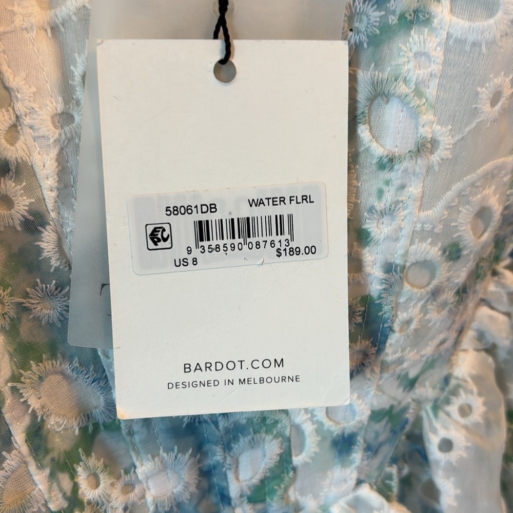 Never been worn! Bardot eyelet dress. All tags attached with sleeve button - Picture 8 of 8